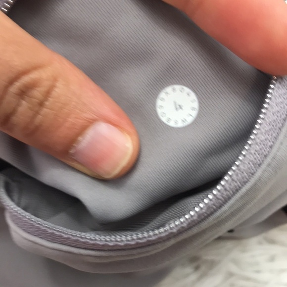 Lululemon Speed Up Tight * Metallic 28" Dark Chrome - Picture 6 of 7